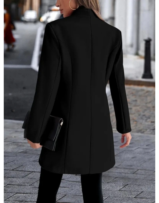 Kadın Uzun Kollu Kırlangıç Yaka önden Düğmeli Kısa Kaşe Kaban