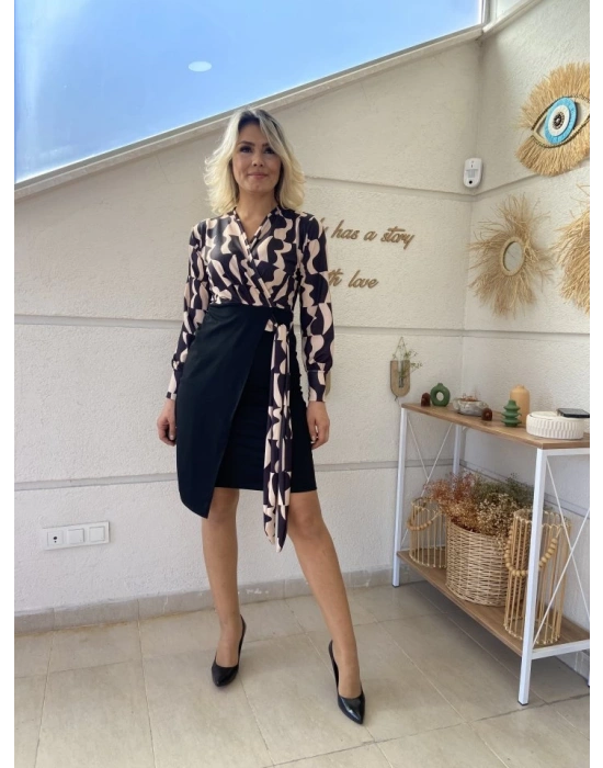 Kadın Uzun Kollu Kruvaze Yaka Dijital Baskılı Fiyonk Detay Dalgıç Kumaş Elbise