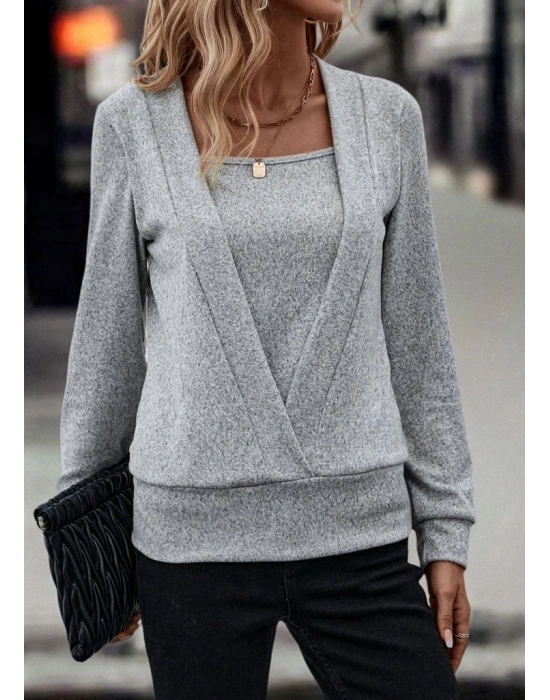 Kadın Uzun Kollu Kruvaze Yaka Kol Ve Etek Ucu Manşet Detay Yumoş Bluz