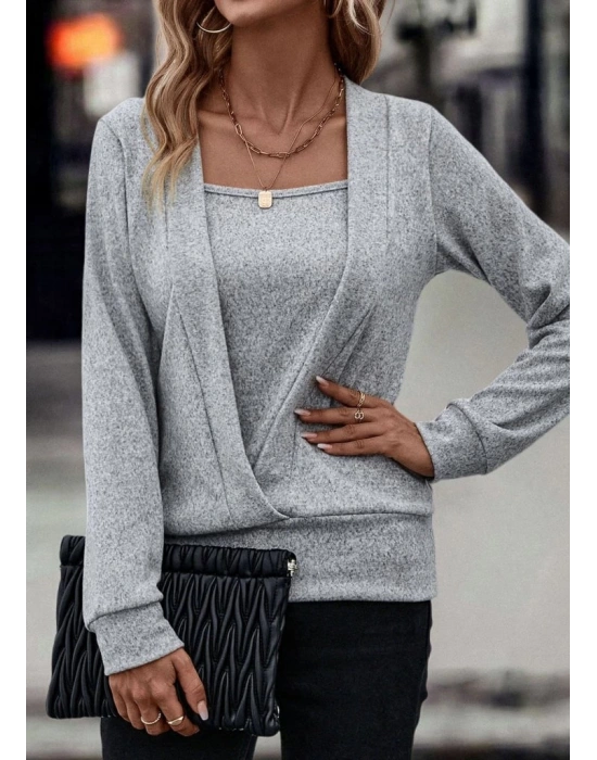 Kadın Uzun Kollu Kruvaze Yaka Kol Ve Etek Ucu Manşet Detay Yumoş Bluz