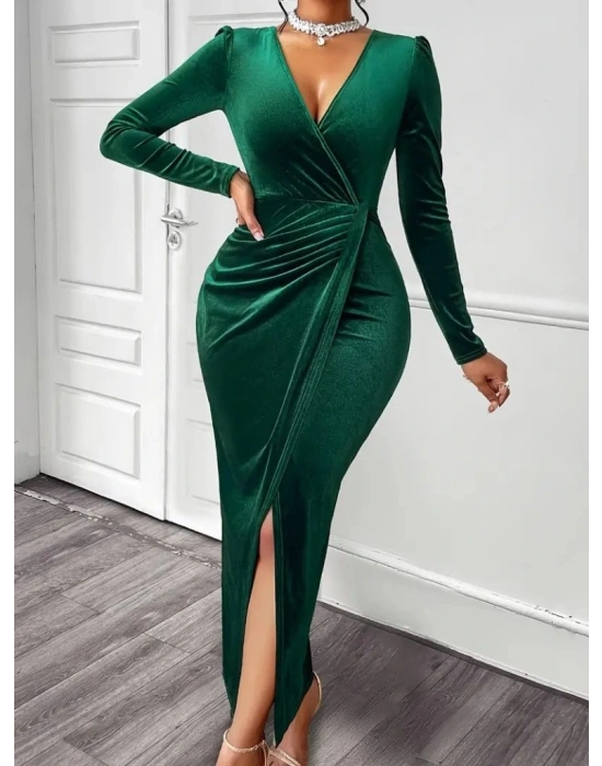 Kadın Uzun Kollu Kruvaze Yaka önünden çapraz Detaylı Uzun Kadife Elbise