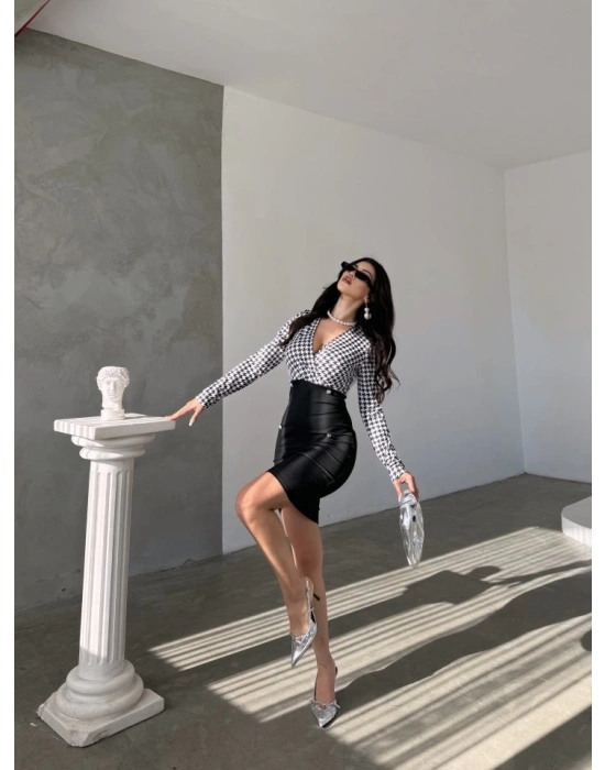 Kadın Uzun Kollu Kruvaze Yaka üst Kazayağı Desen Düğme Detaylı Dalgıç Elbise