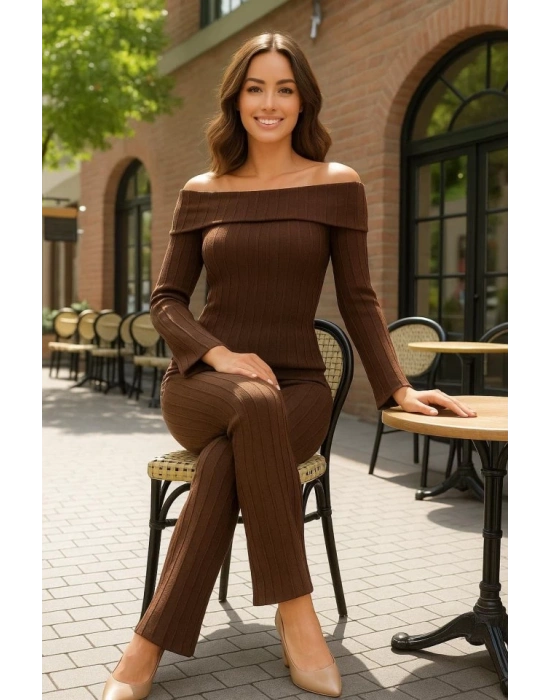 Kadın Uzun Kollu Madonna Döküm Yaka Bluz Ve Pantolon Ikili Takim