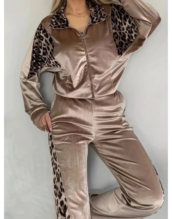 Kadın Uzun Kollu önden Fermuarlı Leopar Detaylı Kadife Bal Köpüğü Bluz Ve Pantolon Ikili Takım