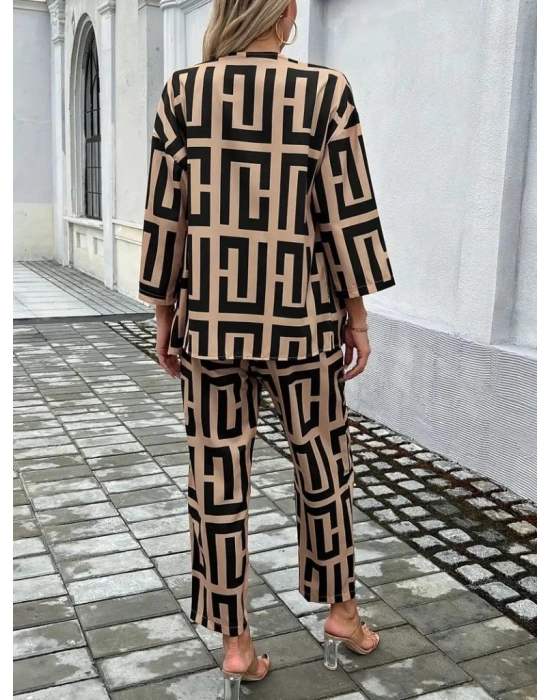 Kadın Uzun Kollu önü Açık Desenli Iki Iplik Ceket Ve Pantolon Ikili Takım