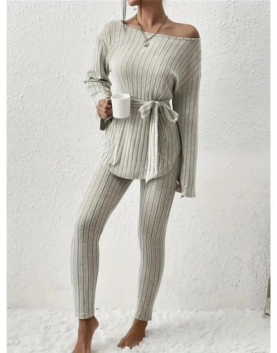 Kadın Uzun Kollu Tek Omuzu Açık Belden Kuşaklı şardonlu Kaşkorse Bluz Ve Tayt Pantolon