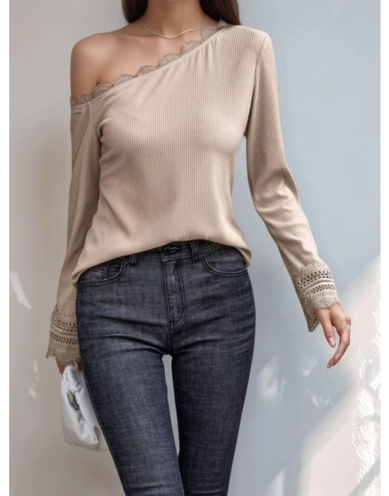 Kadın Uzun Kollu Tek Omuzu Açık Dantelli Burgu Bluz