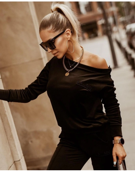 Kadın Uzun Kollu Tek Omuzu Açık Kadife Takım