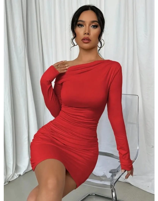 Kadın Uzun Kollu Tek Omuzu Açık Yanlardan Büzgülü Kısa Sandy Elbise