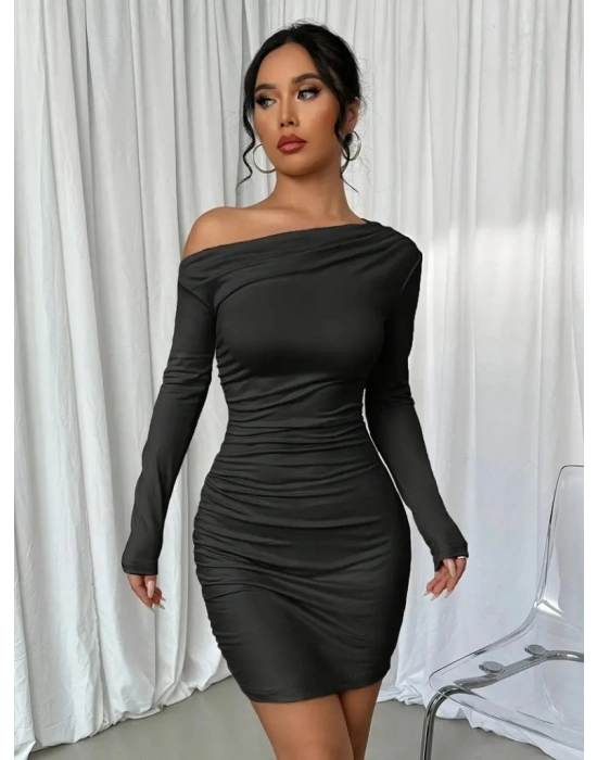 Kadın Uzun Kollu Tek Omuzu Açık Yanlardan Büzgülü Kısa Sandy Elbise