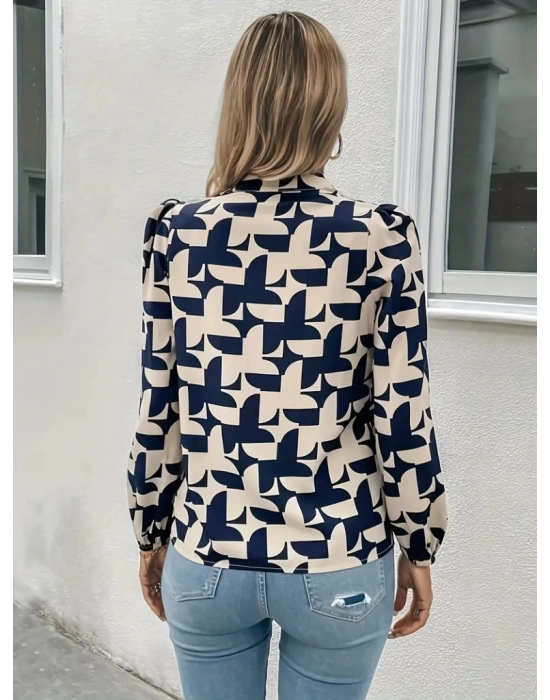 Kadın Uzun Kollu V Hakim Yaka Desenli Dalgıç Bluz