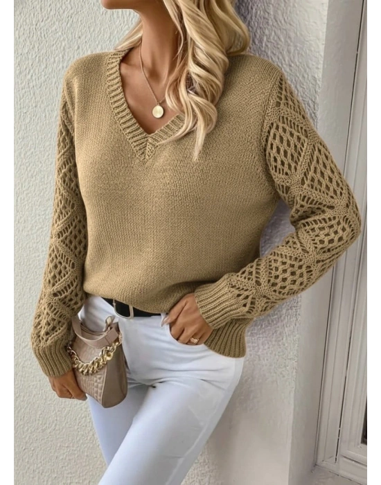 Kadın Uzun Kollu V Yaka Kol Delikli Baklava Desen Detaylı Triko Kazak