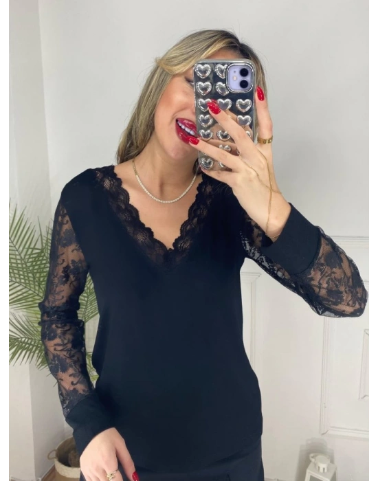 Kadın Uzun Kollu V Yakalı Dantel Detaylı Viskon Bluz