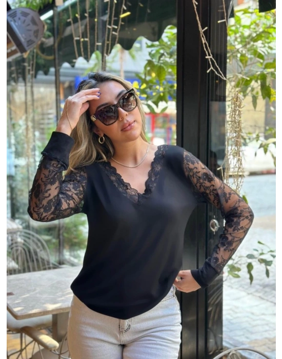 Kadın Uzun Kollu V Yakalı Dantel Detaylı Viskon Bluz