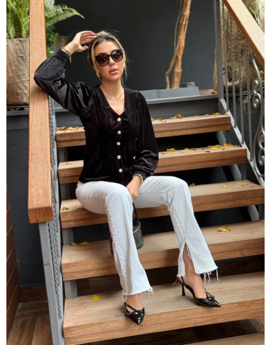 Kadın Uzun Kollu V Yakalı önden Düğmeli Kısa Kadife Bluz