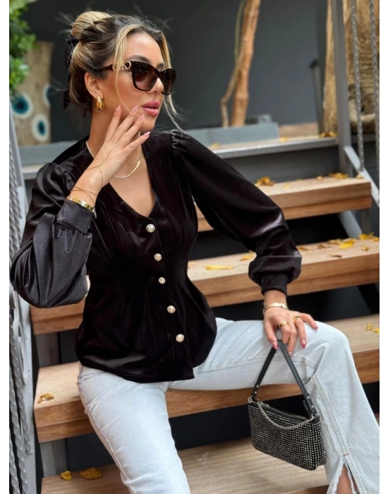 Kadın Uzun Kollu V Yakalı önden Düğmeli Kısa Kadife Bluz
