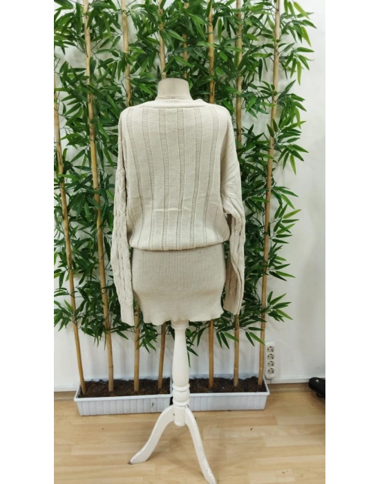 Kadın Uzun Kollu V Yakalı önden Düğmeli Kısa Triko Elbise