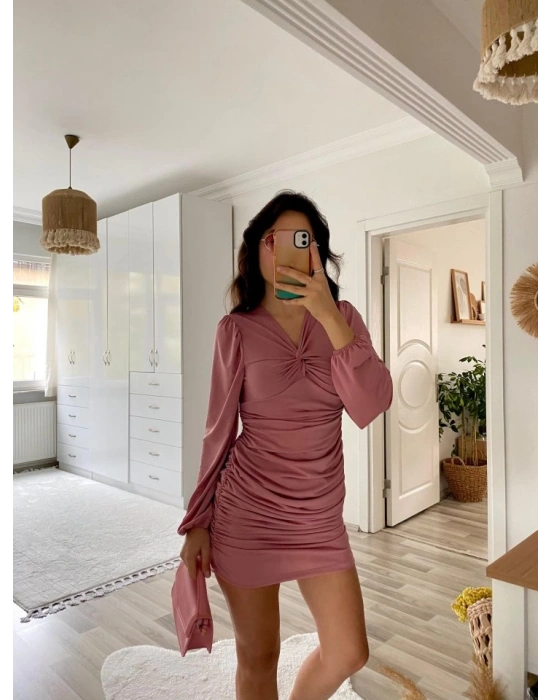 Kadın Uzun Kollu V Yakalı Yanlardan Büzgülü Kısa Sandy Elbise