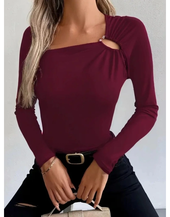 Kadın Uzun Kollu Yakadan Halka Detaylı Viskon Bluz