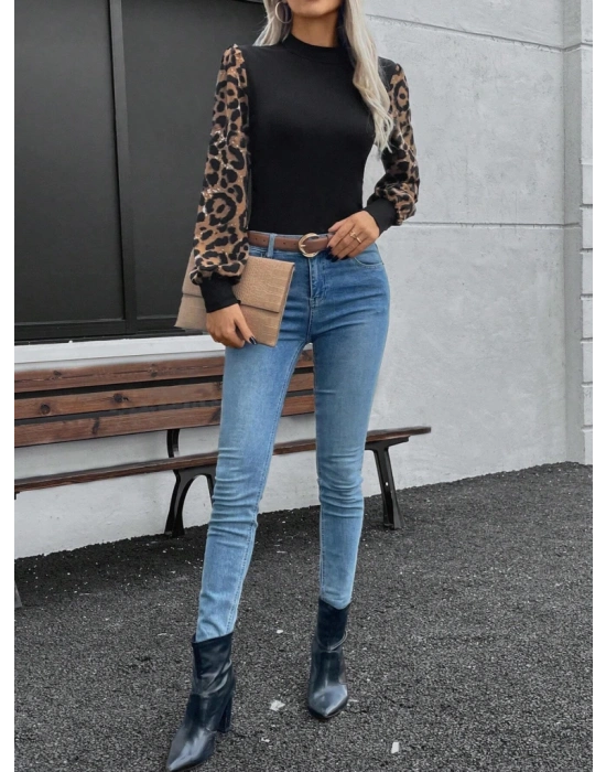 Kadın Uzun Kollu Yarı Balıkçı Yaka Leopar Detaylı Kaşkorse Bluz