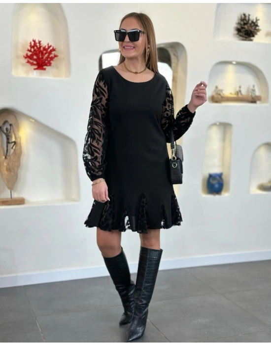 Kadın Uzun Kollu Yuvarlak Yaka Kol Ve Etek Ucu Dantelli Kısa Ithal Krep Elbise