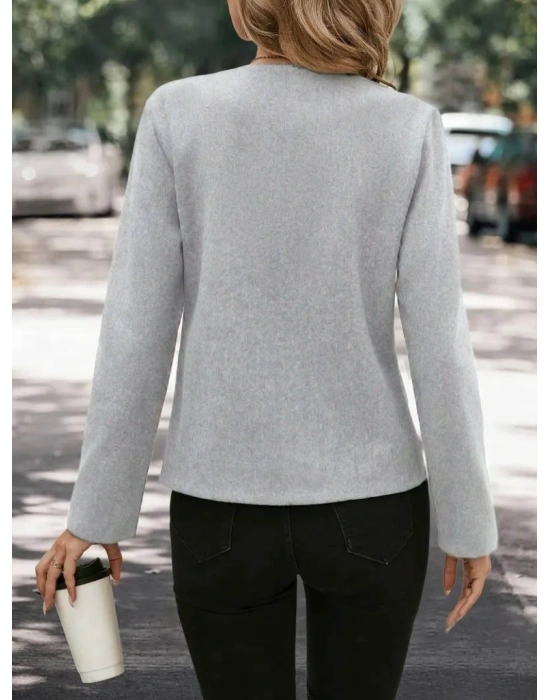 Kadın Uzun Kollu Yuvarlak Yaka önden Düğmeli Kaşe Ceket