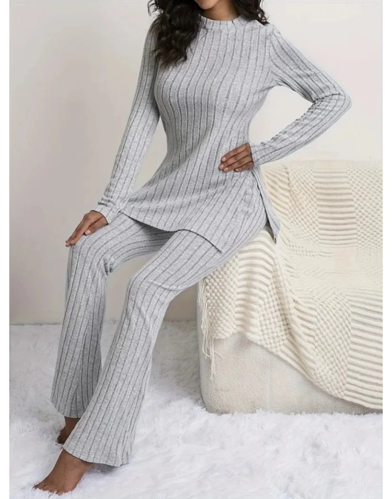 Kadın Uzun Kollu Yuvarlak Yaka Yandan Yırtmaç Detaylı şardonlu Kaşkorse Bluz Ve Pantolon Ikili Takım