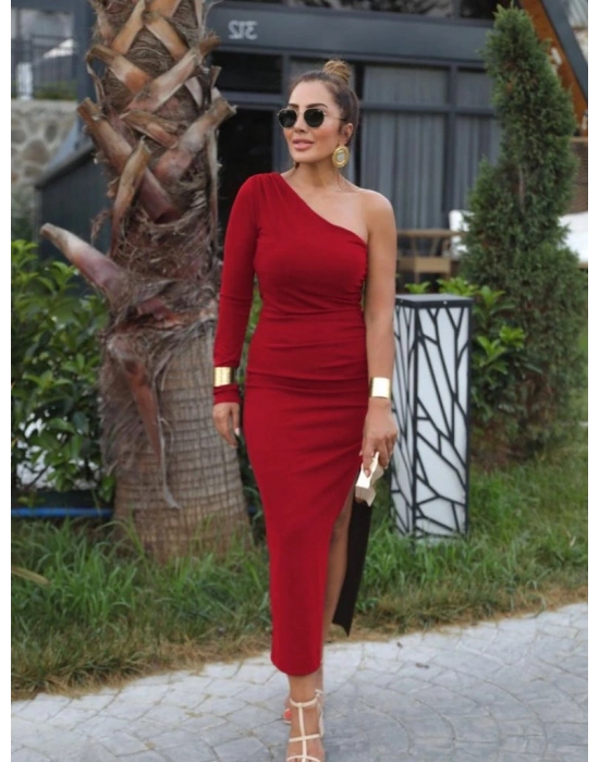 Kadın Uzun Tek Kollu Yanı Büzgü Yırtmaçlı Sandy Midi Boy Elbise