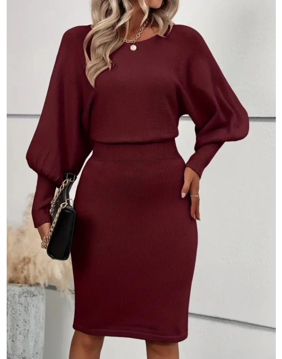 Kadın Uzun Yarasa Kollu Yakası Açık Belden Oturtmalı Kısa Triko Elbise