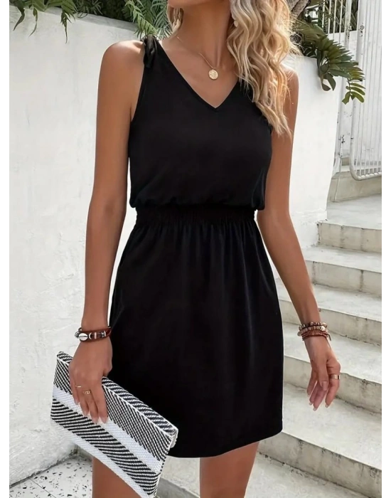 Kadın V Yakalı Belinde Gipe Detay Krep Elbise