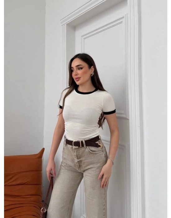 Kadın Yaka Ve Kolda Garni Detay Bluz