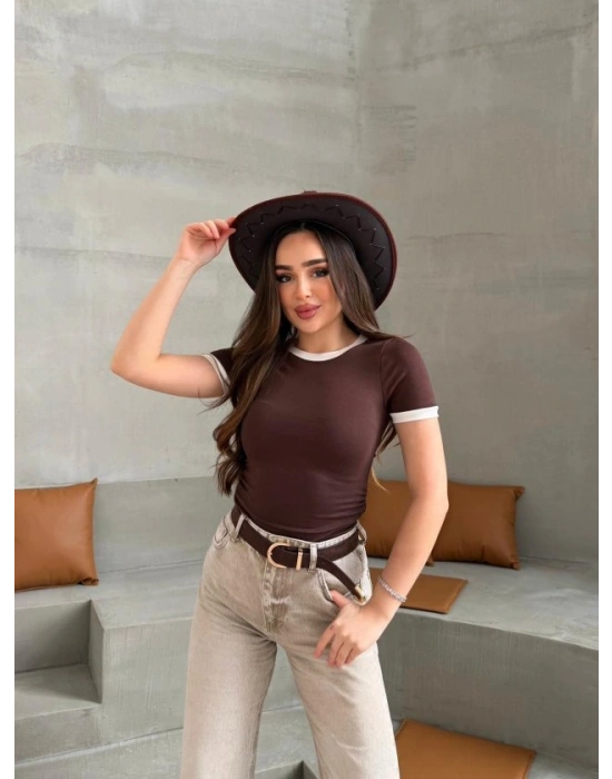 Kadın Yaka Ve Kolda Garni Detay Bluz