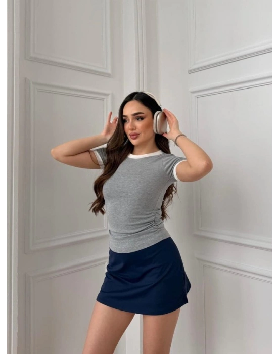 Kadın Yaka Ve Kolda Garni Detay Bluz