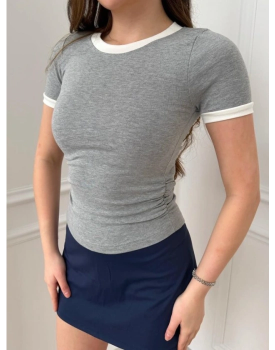 Kadın Yaka Ve Kolda Garni Detay Bluz