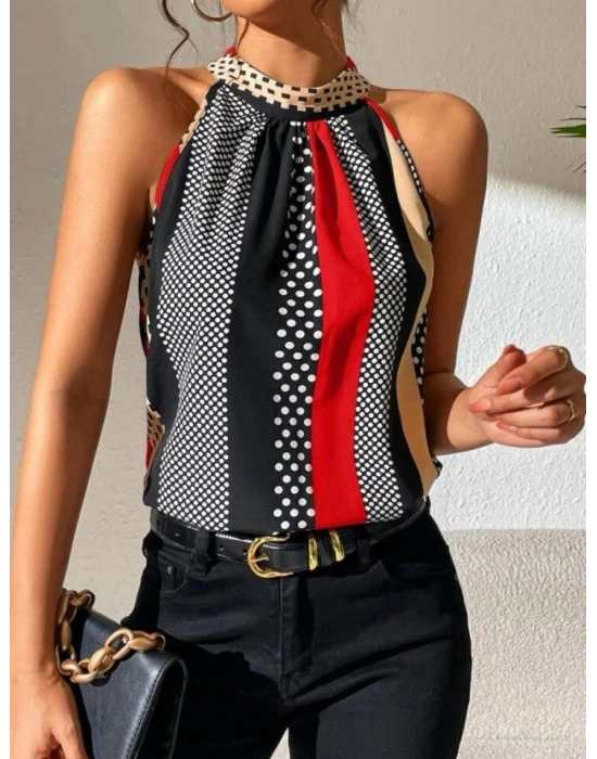 Kadın Yarım Balıkçı Yaka Kolsuz Mikro Bluz