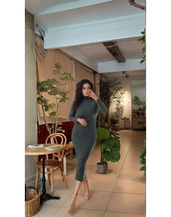 Kadın Yarım Balıkçı Yaka üet Kumaş Fırsat ürün Midi Boy Elbise