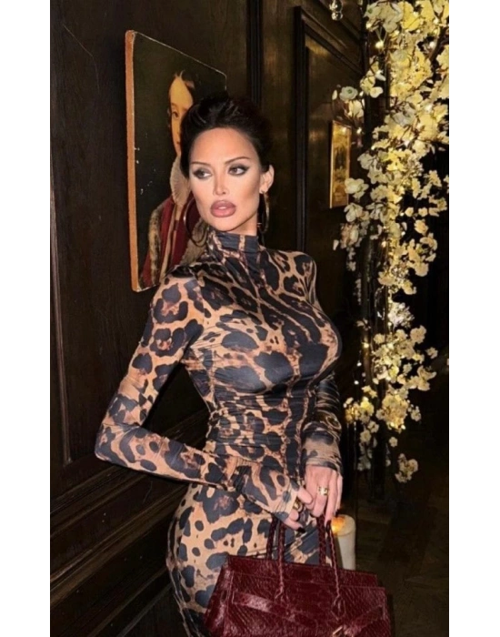 Kadın Yarım Balıkçı Yaka Uzun Kollu Leopar Baskılı Atlas Kumaş Maxi Boy Elbise