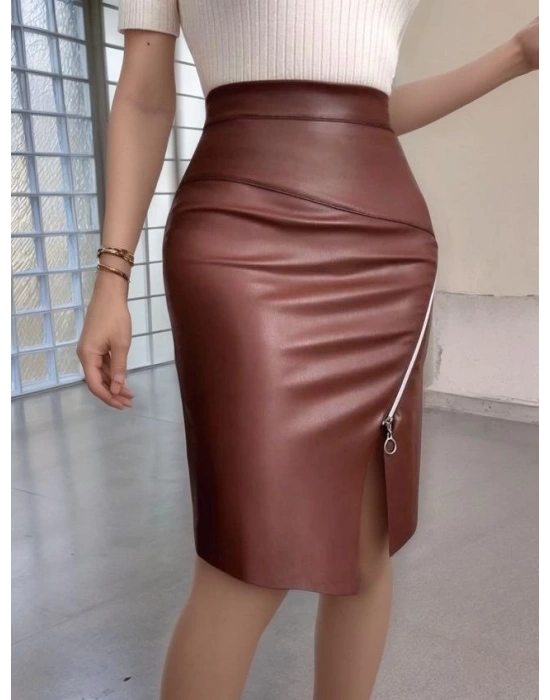 Kadın Yüksek Bel Yandan Fermuarlı Ve Yırtmaçlı Deri Etek