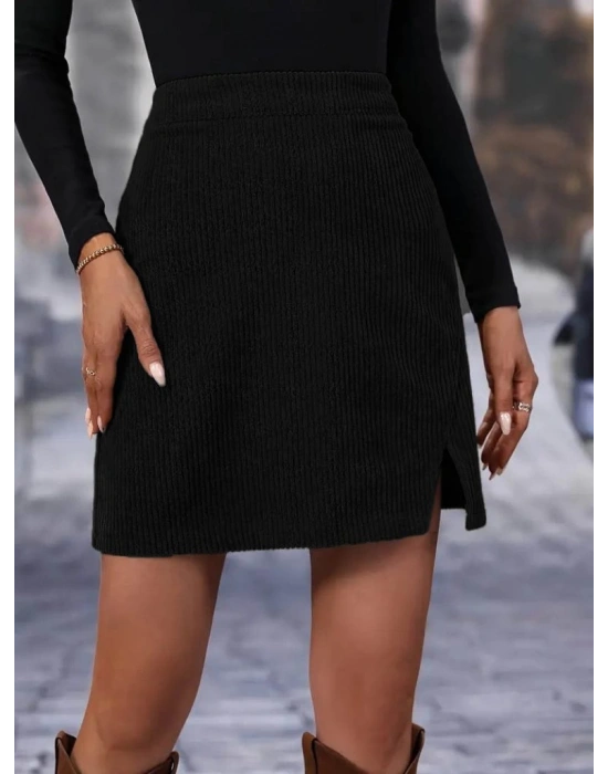 Kadın Yüksek Belli Etek Ucu Asimetrik Yırtmaç Detay Kadife Mini Etek