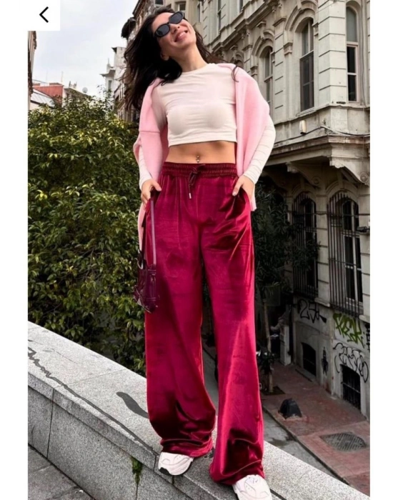 Kadın Yüksek Ben Beli astik Detay Kadife Kumaş Bol Paça Pantolon