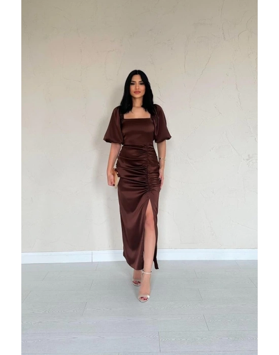 Kahverengi Büzgülü Saten Elbise