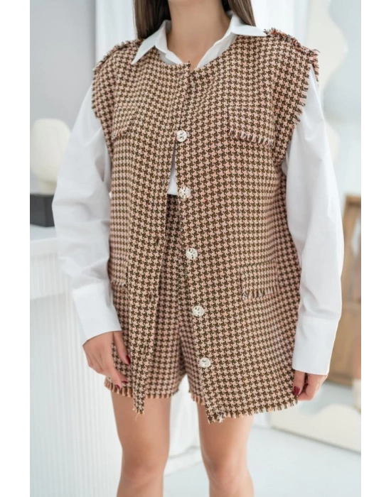 Kahverengi Kazayağı Desenli Yelek Ve Şort Takım