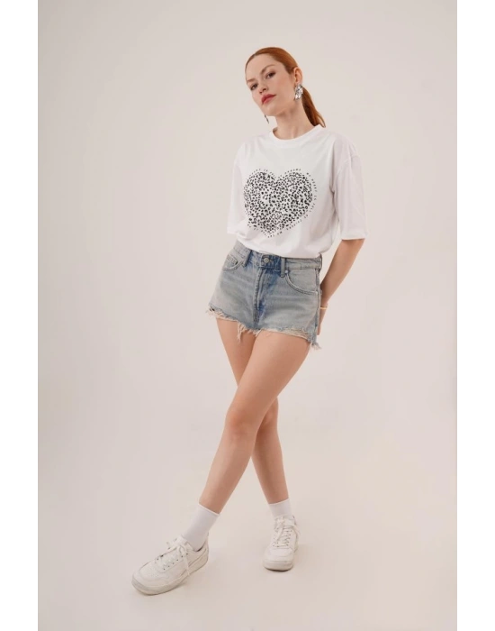 Kalp Baskılı Crop Beyaz Tişört