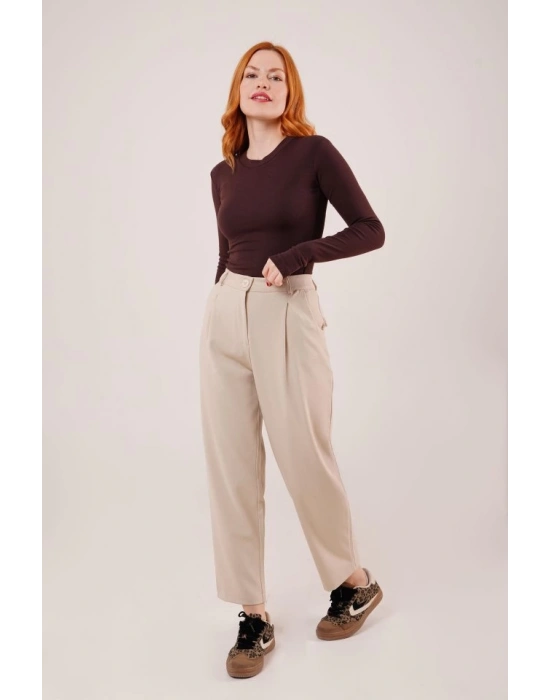 Kapama Cep Detaylı Krem Pantolon