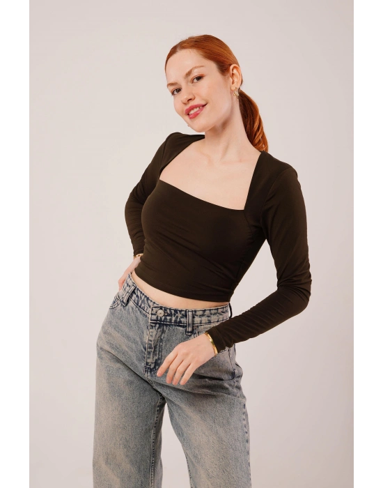 Kare Yaka Basic Kahverengi Bluz