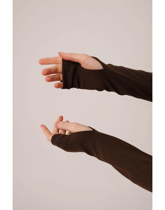 Kare Yaka Bluz Ve Yırtmaç Detaylı Etek İkili Kahverengi Takım