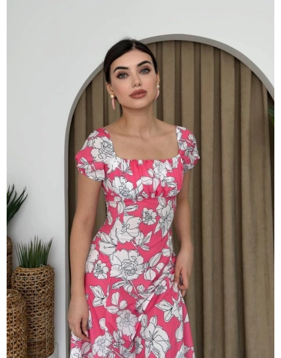 Kare Yaka Çiçekli Elbise