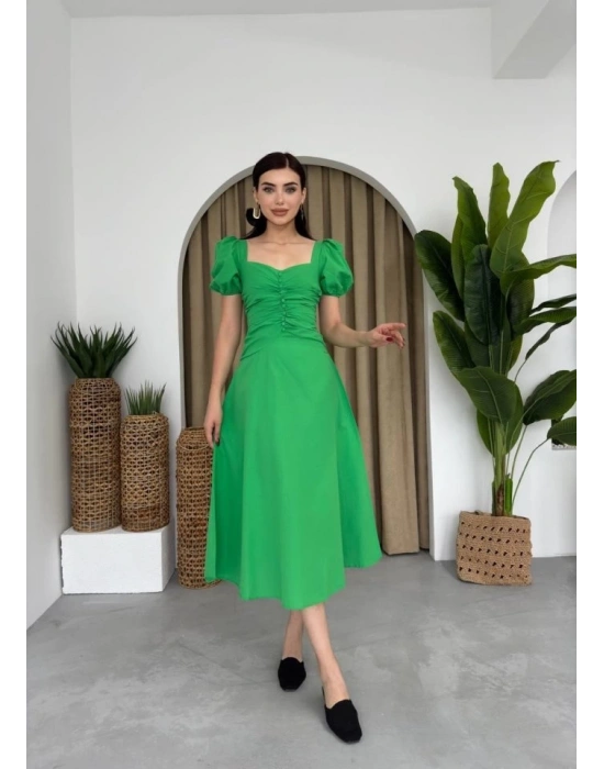 Kare Yaka Düğmeli Elbise