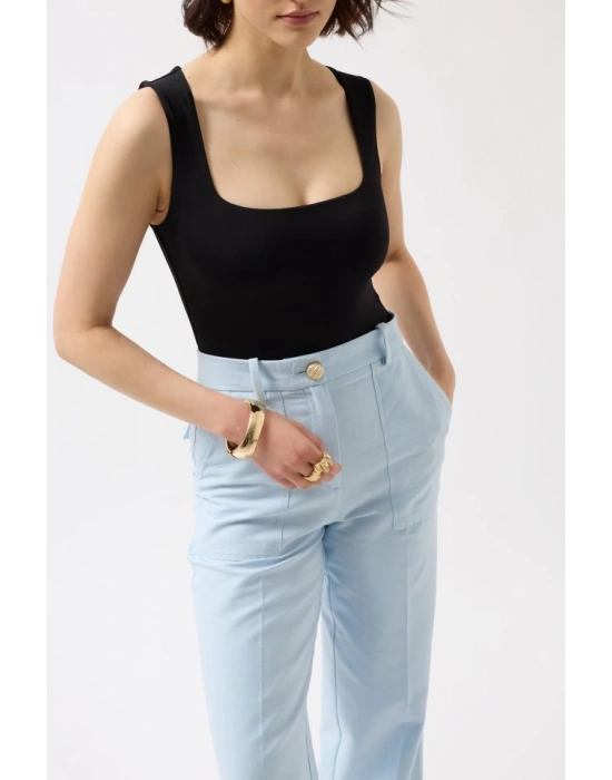 Kare Yaka Kalın Askılı Bodysuit