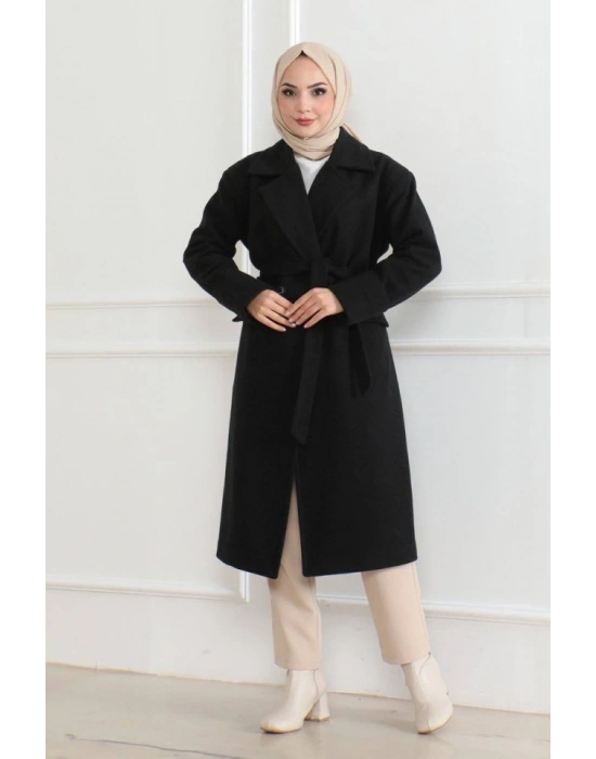 Kaşe Kaban – Uzun Boy Kruvaze Yaka, Kuşaklı Tesettür Kışlık Kaban, Astarlı Şık Yünlü Dokuma Oversize Rahat Kalıp, Cepli Modern Kaşe Mont Modeli  iyah